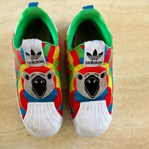 Toucan adidas kids shoes